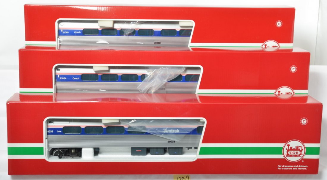 LGB 32220, 32223, 32224 Amtrak passenger cars in OB: Modern era LGB G scale/1 gauge Amtrak passenger cars in original boxes, C8-9 with light run time. 32220, 32223, and 32224. Boxes show little wear.