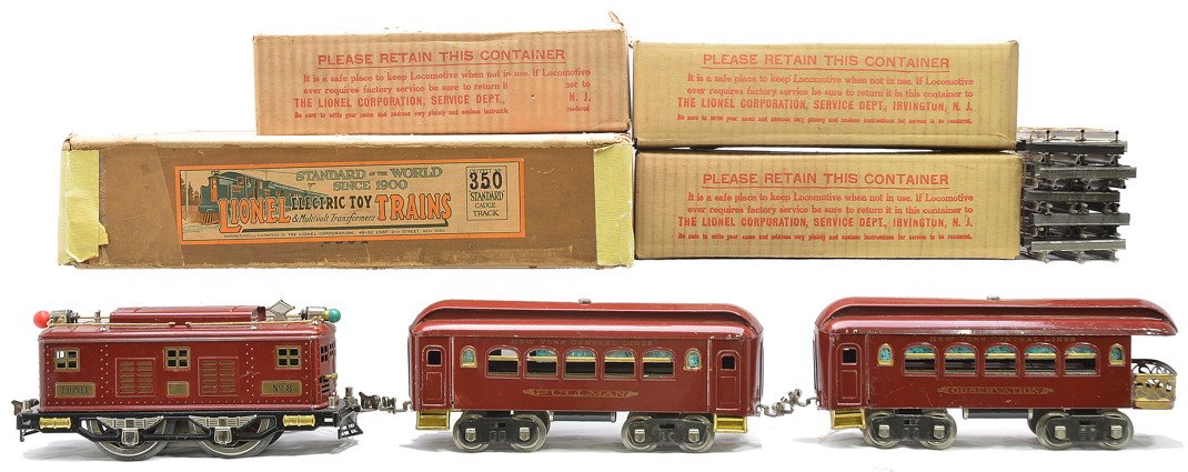Lionel Maroon NYC Lines Passenger Set no. 350: Lionel prewar standard gauge maroon New York Central Lines passenger set no. 350, circa 1925-26 in individual OBs and set box including; 8 electric 0-4-0 loco, 35 Pullman, 36 observation and straight 