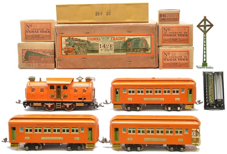 Lionel Prewar Orange Passenger Set no. 142E OBs: Lionel prewar O gauge orange passenger set no. 142E in individual OBs and set box containing; 254E electric 0-4-0 loco with original cardboard wheel insert, two 605 Pullmans, 606 observation, 068 warn