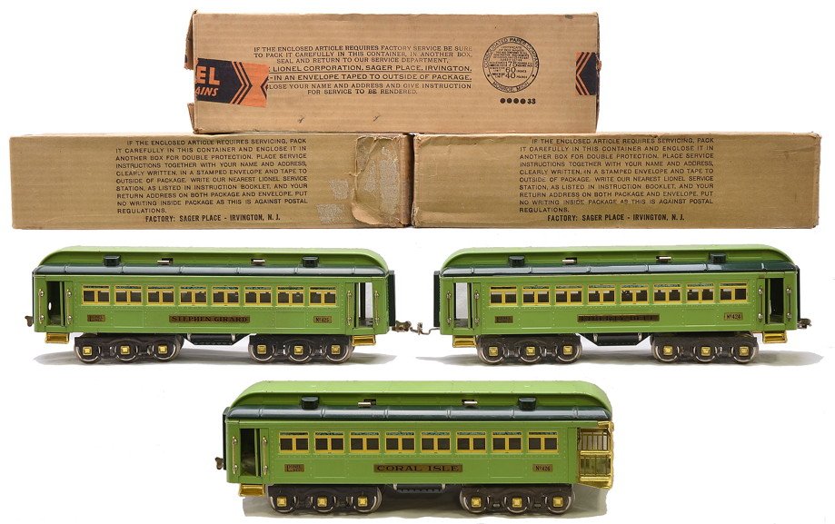 Lionel Stephen Girard Pass Cars 424 425 426: Lionel prewar standard gauge Stephen Girard passenger cars with brass trim and journals including; 424 Liberty Bell, Pullman, 425 Stephen Girard Pullman and a 426 Coral Isle observation car in OBs. Ca