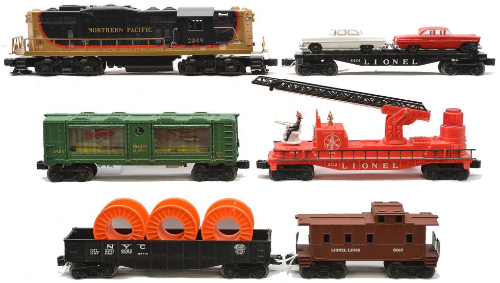 Lionel 5-Car NP Diesel Freight Set no. 1623W: Lionel postwar five-car NP diesel freight set no. 1623W, circa 1959 containing; 2349 Northern Pacific GP9 electric loco, 3512 operating fireman and ladder car, 3435 aquarium car, 6424 flatcar with two