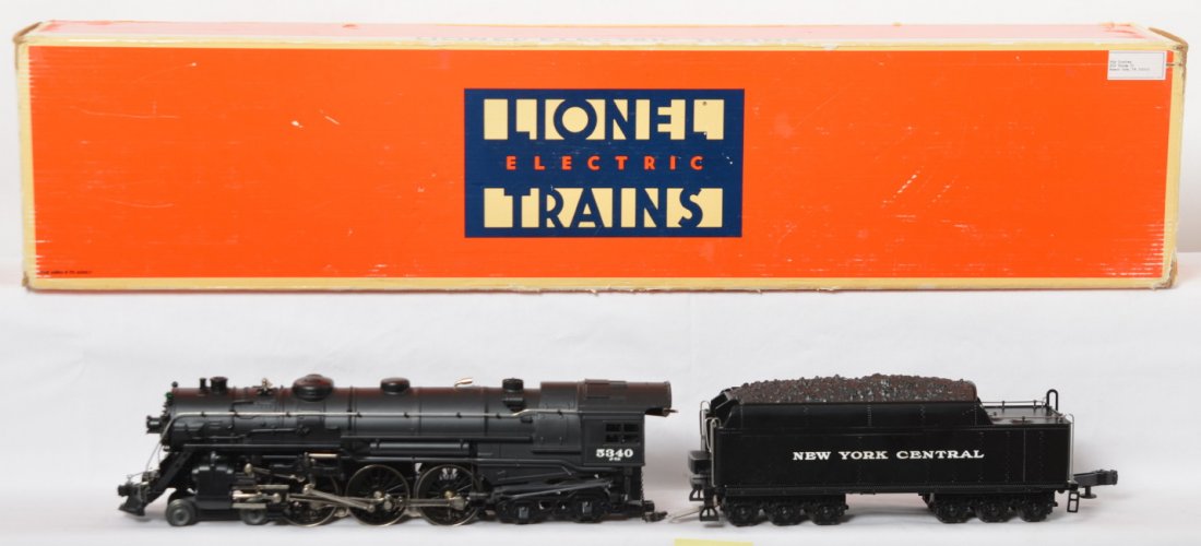 Lionel 18005 New York Central Hudson: Lionel modern O Gauge 18005 New York Central 700E Hudson in OB. Loco is C8 with run time, however loco has modified coupler on the tender. Could be replaced back to original. OB has corner and edge we