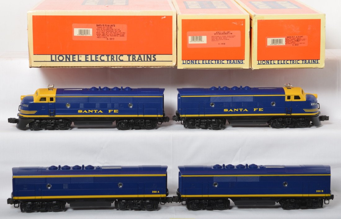Lionel Santa Fe 18117 F3 A-A and 2 B units: Lionel modern O Gauge 18117 Santa Fe F3 A-B-B-A set in OBs. A-A set includes powered and dummy unit. B Units include 18121 and 18122 with Railsounds. Locos are C8+ with light run time. OBs have some l