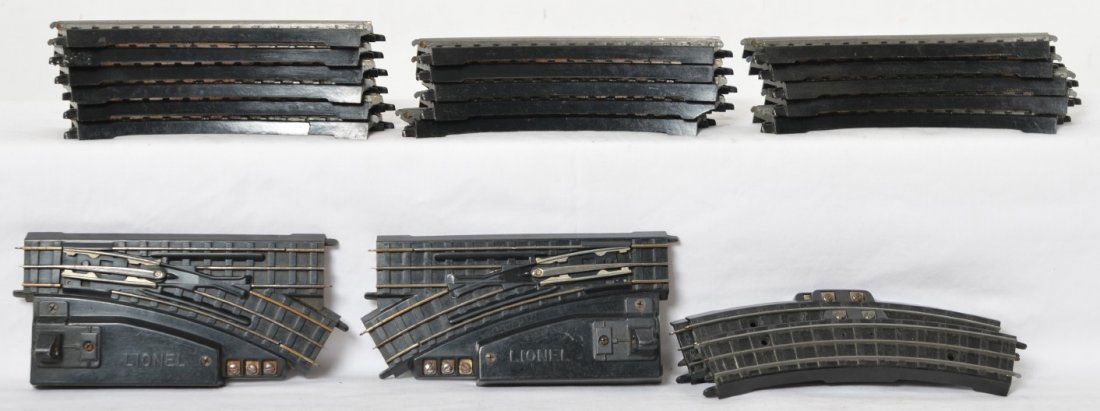 Lionel OO gauge 3 rail track and 0072 R.C. switches: Prewar Lionel OO gauge 3 rail curved track 0061-2, 0064-2 power supply sections, 0072 remote control switches. 11 curved sections and 1 power supply section with no chips, cracks, or missing connectio
