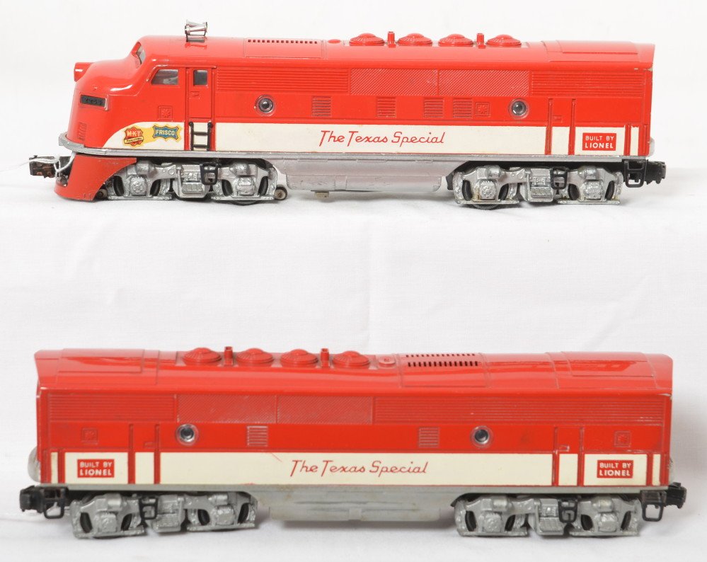 Lionel 2245 MKT The Texas Special EMD F3 A-B units: Postwar Lionel O gauge No. 2245 MKT The Texas Special EMD F3 diesel A-B units with perfectly clean battery compartment, nicer C6-7.
