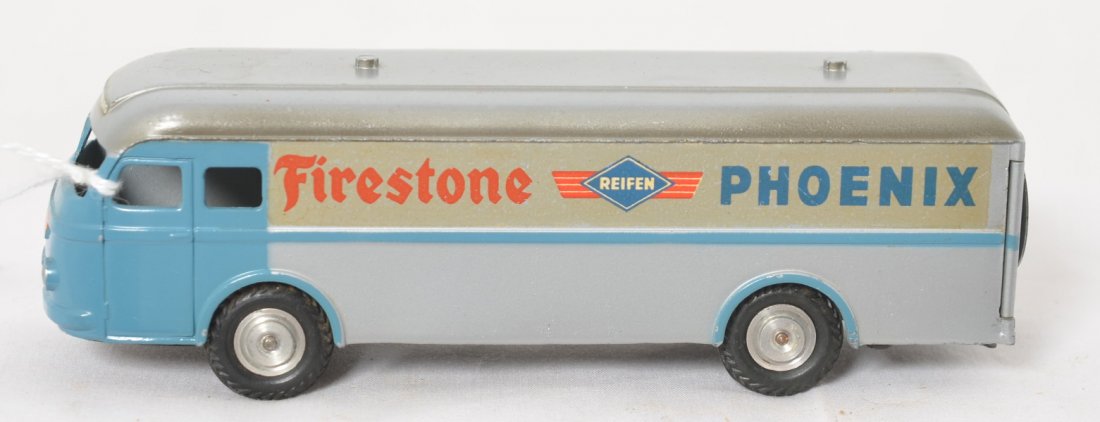 Marklin 8017 Firestone Reifen Phoenix delivery truck: Marklin 8017 Firestone Reifen Phoenix delivery truck in original paint with original tires. Approximately 140mm long.