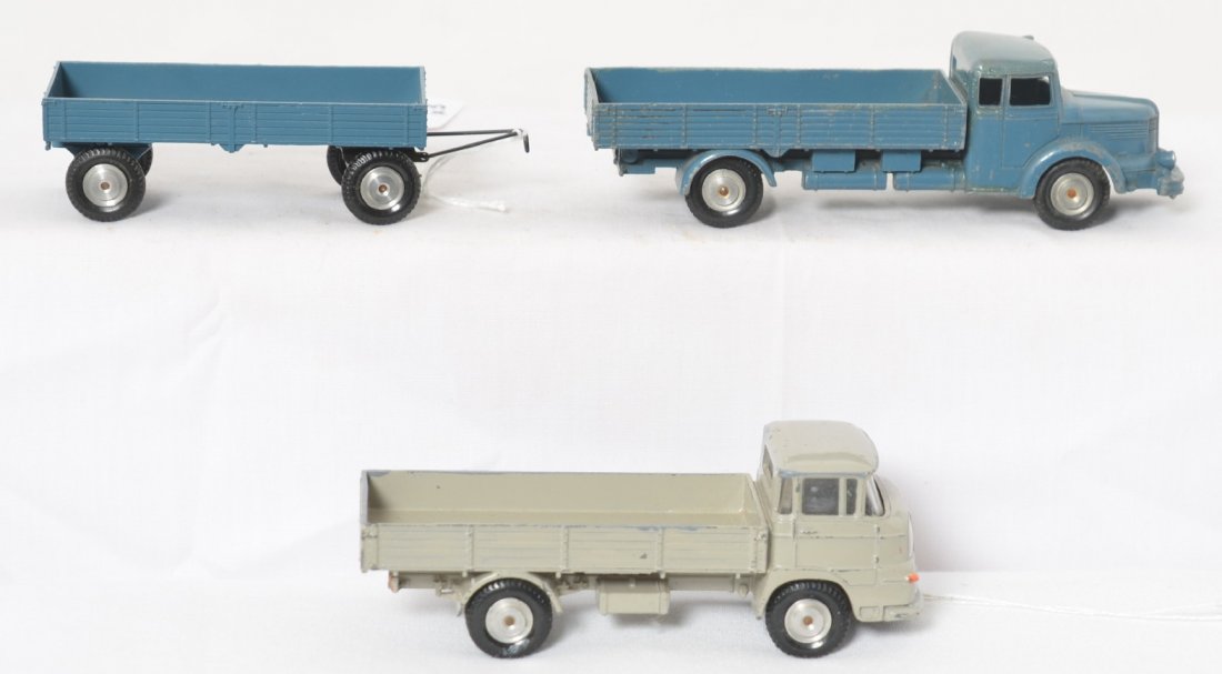 Marklin 8034, 8009 and 8012 truck and trailer: Marklin 8034 and 8009 trucks and 8012 trailer, diecast toy vehicles in original paint with original tires. 8009 has some fading to roof.