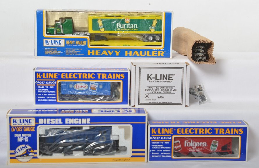 K Line Proctor and Gamble train set: K Line modern O gauge Proctor and Gamble train set in OB. Set is complete with track and transformer. Looks unrun beyond a factory test C9. Clean OBs.