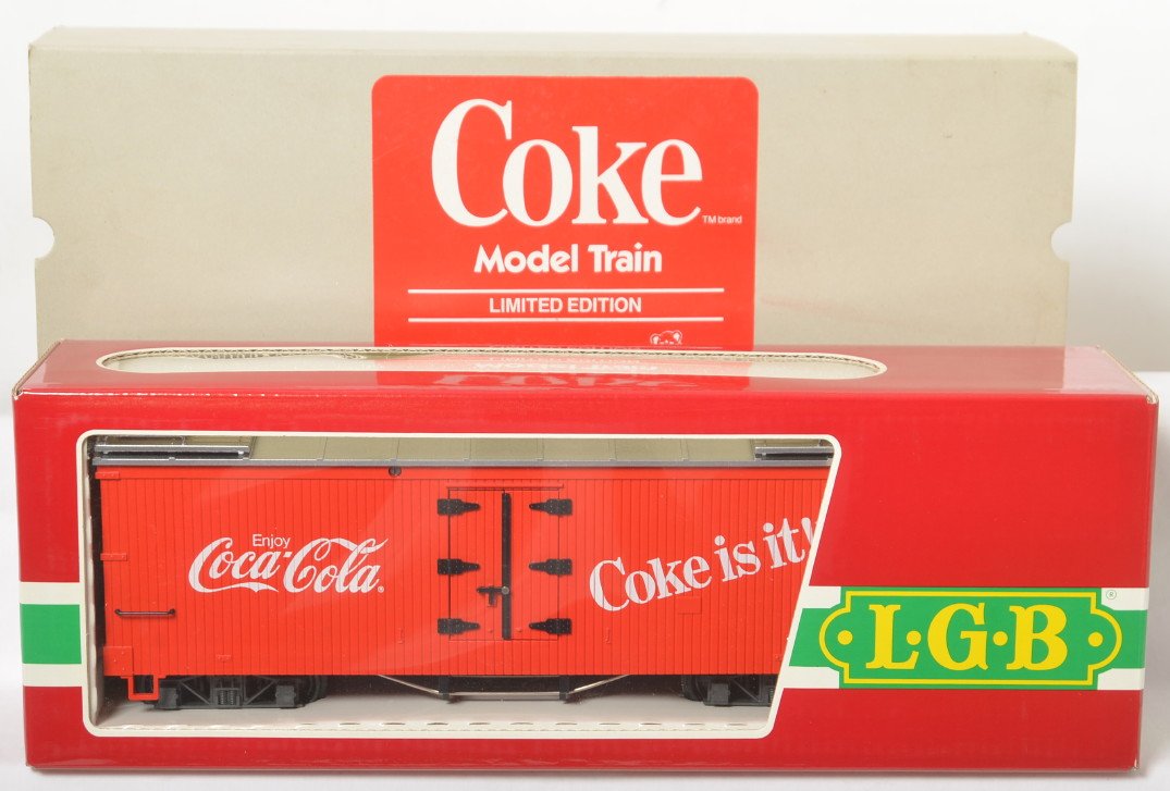 LGB 4072 Coca Cola boxcar: LGB modern G scale 4072 Coca Cola boxcar in OB. C9-10.