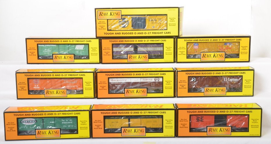 10 Railking boxcars 7447, 7441, 7479, etc: MTH Railking modern O gauge freight cars in OB. Ten boxcars include 7447 New York Central, 7441 Southern Pacific, 74119 Chicago and Northwestern, 7472 Penn Central, 74023 Pennsylvania, 74044 New Haven