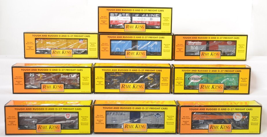 10 Railking boxcars 7471, 7430, 7445, 7417, etc: MTH Railking modern O gauge freight cars in OB. Ten boxcars include 7417 Chessie, 7414 New York Central, 7445 Baltimore and Ohio, 7430 Union Pacific, 7471 Santa Fe, 7438 Reading, 74035 BoyÃ•s, 7402
