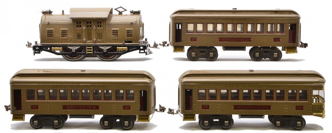 Lionel Std. Ga. Mojave Passenger Set no. 352: Lionel prewar standard gauge Mojave passenger set no. 352, circa 1925 including; 10 electric loco, two 337 Pullmans and a 338 observation. The cars have maroon inserts and nickel journals. The engine 