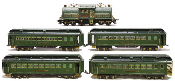 Lionel Std. Ga. Green State Pass Set no. 411E: Desirable Lionel prewar standard gauge Green State passenger set no. 411E, circa 1929 including; 381E electric loco, 412 California Pullman, 413 Colorado Pullman, 414 Illinois Pullman and a 416 New Yo