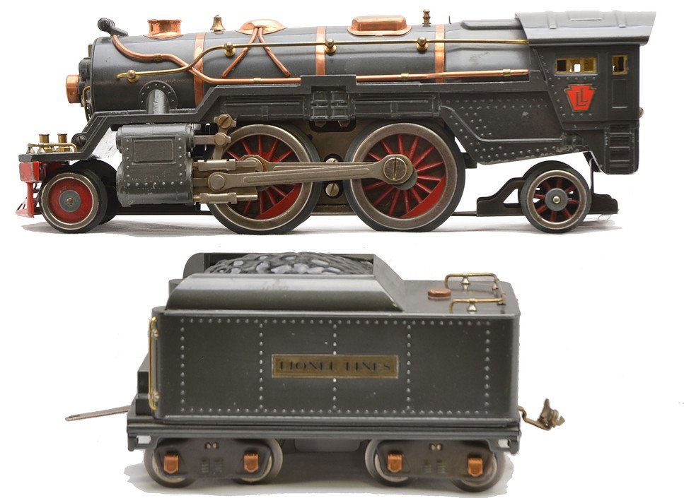 Lionel 385E Gunmetal Steam Loco 384 Tender: Lionel prewar standard gauge 385E gunmetal steam loco with a 384T tender both with copper and brass trim. The tender has copper journals. Loco and tender are C7-8.