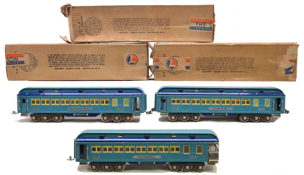 Lionel Blue Comet Pass Cars 420 421 422 OBs: Lionel prewar standard gauge Blue Comet passenger cars with cream inserts, nickel trim and journals in OBs including; 420 Faye Pullman, 421 Westphal Pullman and a 422 Tempel observation. The paint and