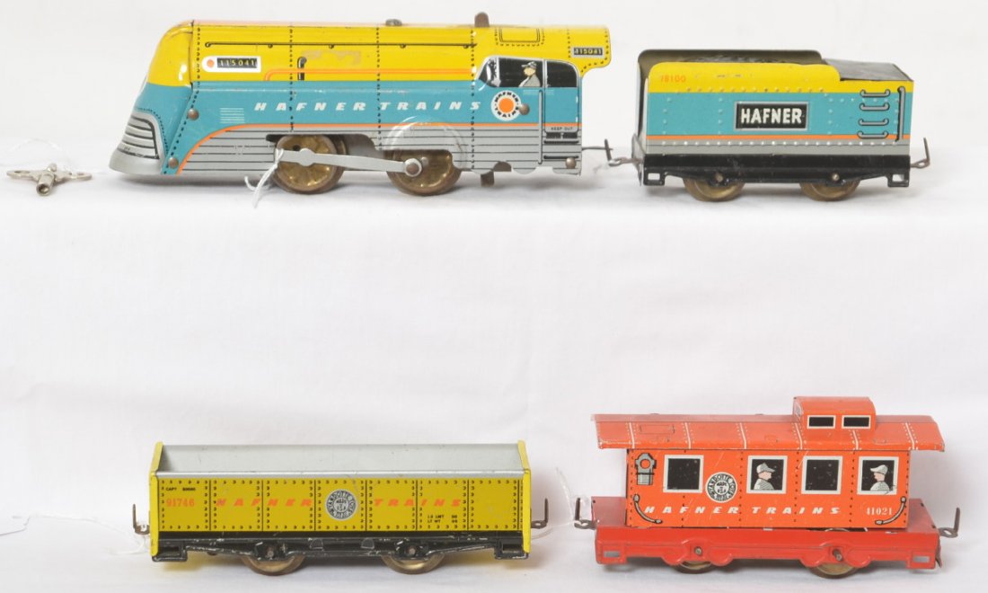 Hafner Trains four wheel streamline steam freight train: Postwar Hafner Trains/Wyandotte O gauge four wheel freight set with 115041 mechanical streamline steam loco with key, 78100 tender, 91746 gondola, and 41021 caboose. Trains look nice C6.