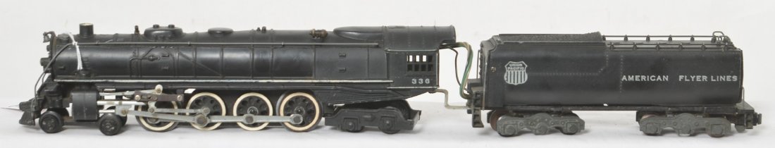 American Flyer 336 steam loco and tender: American Flyer postwar S gauge 336 steam locomotive with tender. Nice C7 condition however the engine is missing both of the 336 number boards on the front top of the cab.