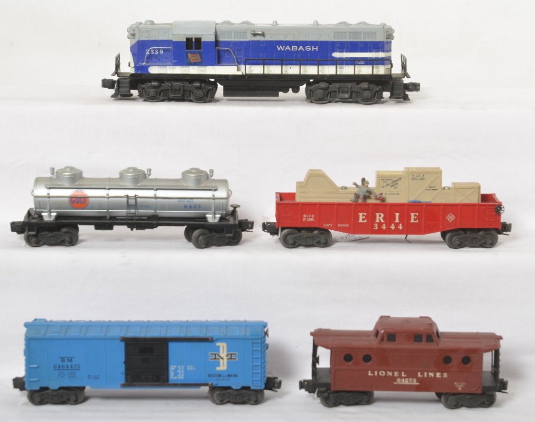 Lionel 2339, 6425, 3444, 6464-475, 6427-1 some boxes: Postwar Lionel O gauge diesel freight with 2339 Wabash GP-7 diesel road switching loco, 6425 Gulf tank, 3444 Erie animated gondola, 6464-475 Boston and Maine boxcar, and 6427-1 porthole caboose, C6 tr