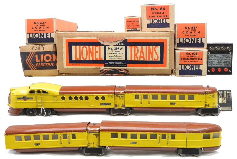 Lionel UP City of Denver Streamliner Set 299W: Lionel prewar O gauge Union Pacific City of Denver streamliner passenger set no. 299W in individual OBs and set box containing; 636W power car, two 637 coaches, a 638 observation, three vestibules, bo