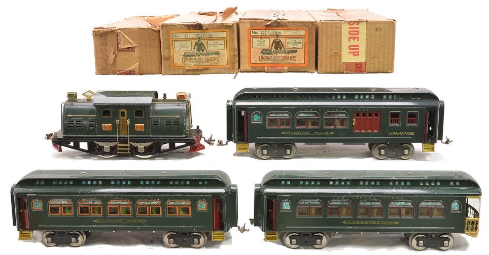 Lionel Dark Green Passenger Set no. 348E: Lionel prewar standard gauge dark green passenger set no. 348E all in individual OBs including; 380E electric loco with red lettered brass plates in a worn OB, 429 baggage/Pullman car, 428 Pullman and