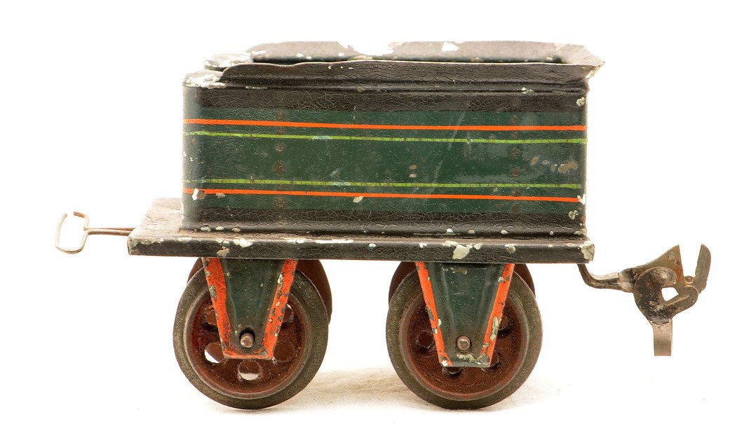 Marklin Prewar 1 Gauge Hand Painted Tender: Marklin prewar 1 gauge early hand painted four-wheel tender, C5.