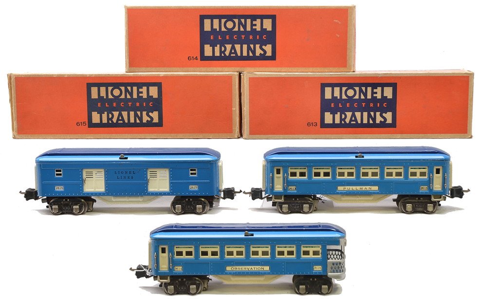 Lionel Blue Comet 2615 2613 2614 Cars LN Boxed: Lionel prewar O gauge blue passenger cars from set no. 194W including; 2615 baggage, 2613 Pullman and 2614 observation in OBs. All of the passenger car roofs and the baggage car have some minor nicks,