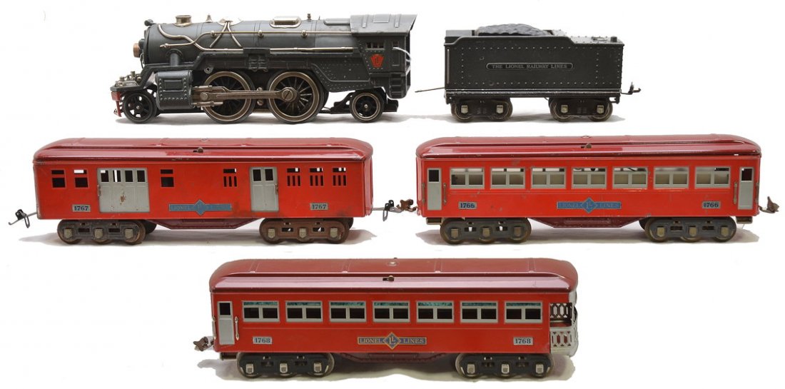 Lionel Washington Special Passenger Set no. 367W: Lionel prewar standard gauge Washington Special passenger set no. 367W including; 385E gunmetal steam loco with nickel trim and brass LL plates under the windows, 385W tender with nickel journals, 176