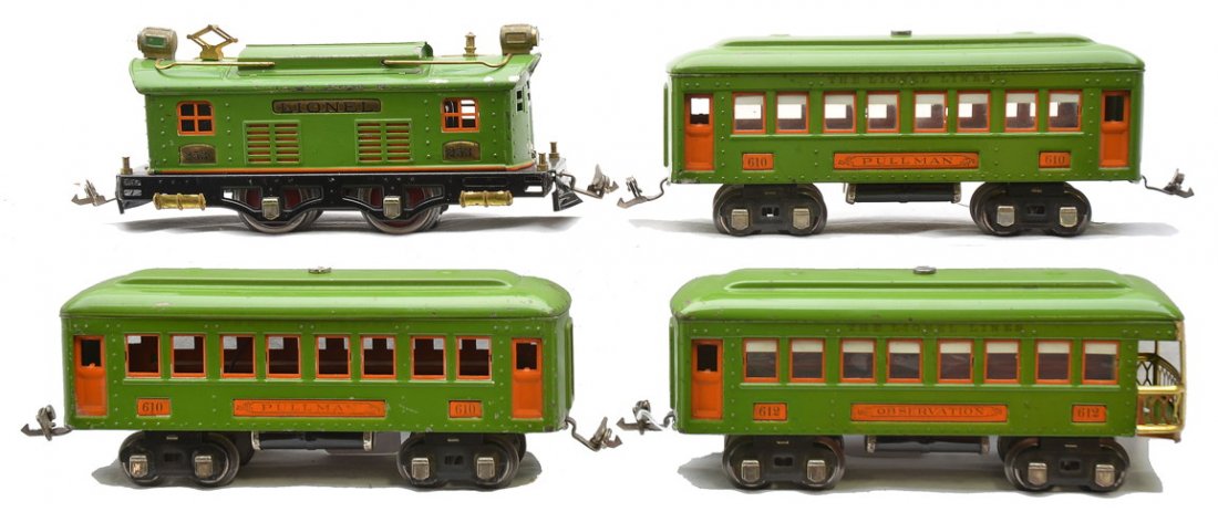 Lionel Pea Green Store Pass Set 253 2-610 612: Lionel prewar O gauge pea green department store special passenger set including; 253 electric loco with orange inserts and brass trim, two 610 Pullmans and a 612 observation. The passenger cars have