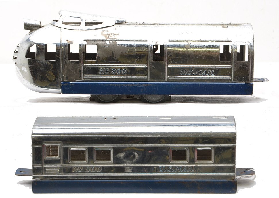 Hoge Blue Chrome No. 900 Power No. 900 Coach: Hoge prewar O gauge streamline blue/chrome No. 900 US Mail power car and No. 900 US Mail coach. Power car has flaking. Both are C5.