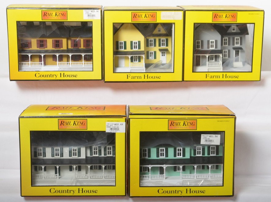 5 Railking houses 9015, 9047, etc: MTH Railking modern O gauge buildings in OBs. Five buildings include 9007 farm house, 9015 country house, 9047 country house, 90054 farm house, and 90053 country house. C9-10 OBs are a bit dusty.