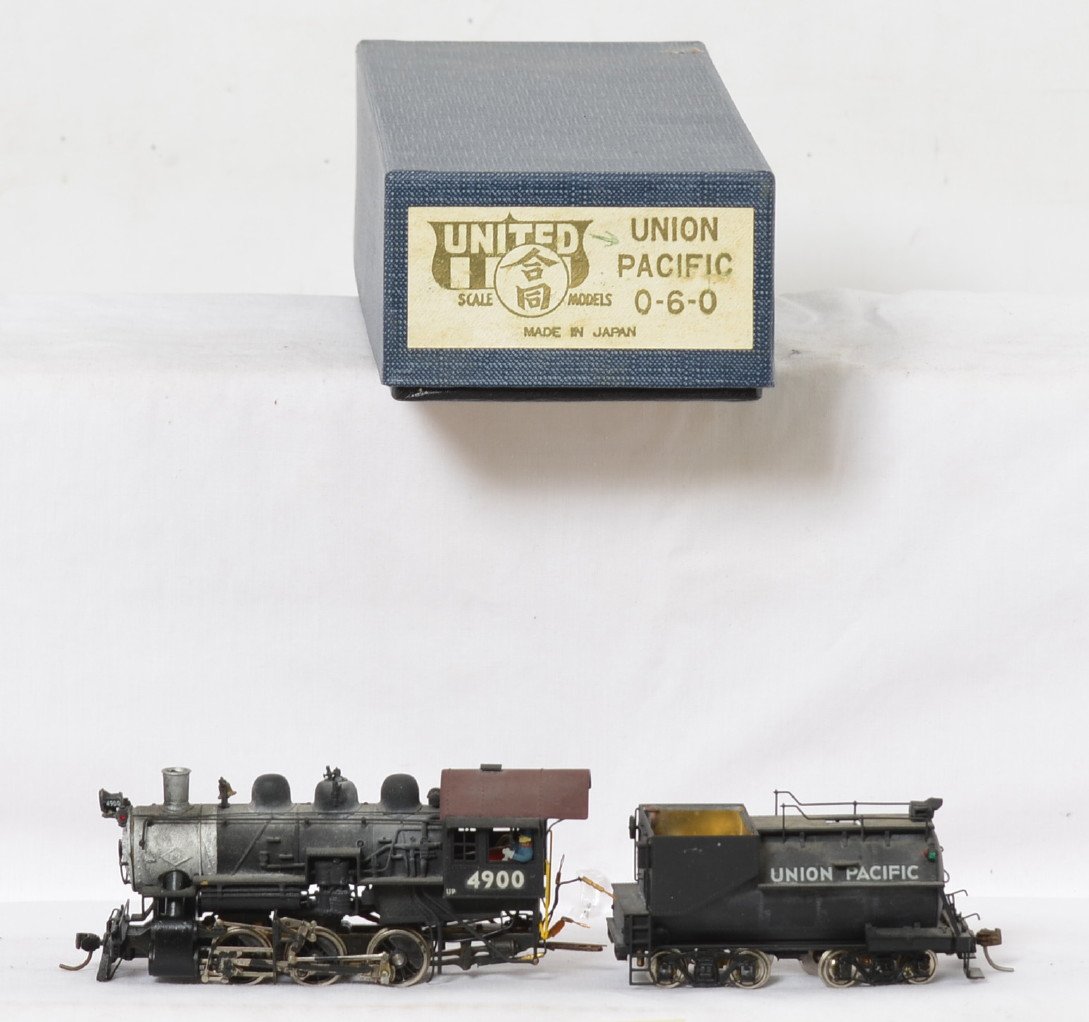 United Models Union Pacific 0-6-0: United Models HO brass Union Pacific 0-6-0 steam locomotive in OB. Loco is C7 condition, missing coal load, and has a few small paint chips. Appears to have sound added to the tender.