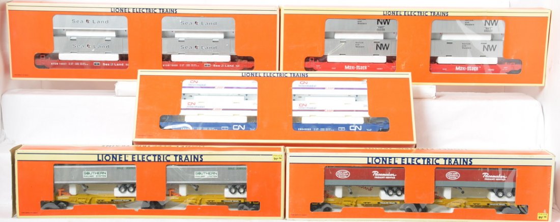 5 Lionel Maxi Stack and TTUX cars 16936, 16360, etc: Lionel modern O gauge TTUX and Maxi Stack sets in OBs. Includes 16936 Susquehanna, 16360 Norfolk and Western, 16904 New York Central TTUX, 16912 Canadian National, and 16363 Southern. Trains are C7-8.