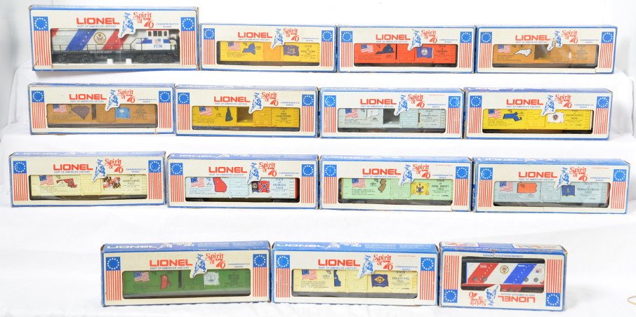 Lionel Spirit Of 76 Set: Lionel modern O Gauge Spirit of 76 diesel train set in original boxes. 1776 diesel locomotive, 7600 caboose, 7601 Delaware, 7602 Pennsylvania, 7603 New Jersey, 7604 Georgia, 7605 Connecticut, 7606 Mas