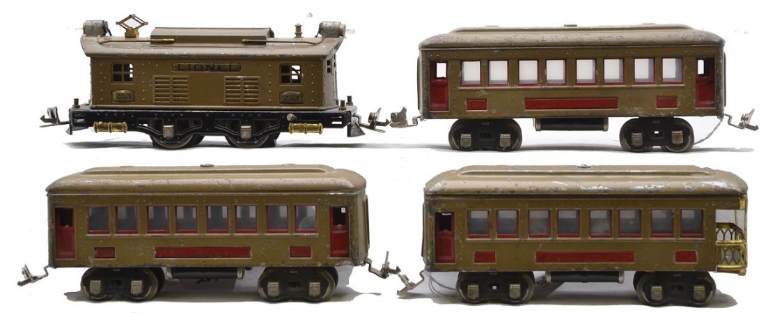 Lionel Prewar Mojave Passenger Set no. 98: Lionel prewar O gauge Mojave passenger set no. 98 including; 253 electric loco with brass trim, two 610 Pullmans and a 612 observation. The cars have red inserts and nickel journals. The set is C5.
