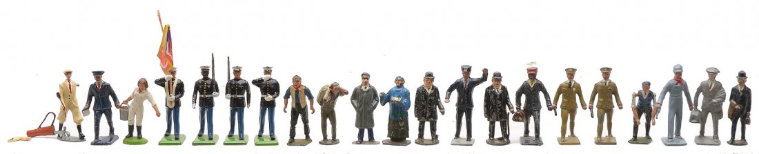 Selection of Lincoln Logs Die-Cast Figures: Selection of Lincoln Logs die-cast figures. Also included are a selection of miscellaneous die-cast figures and Britains soldiers. The figures are C7-8. Please view photo to verify selection.