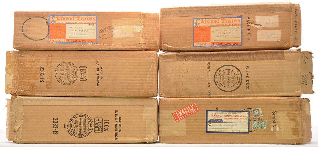 Lionel Shipping Cartons four 2332 one 2360: Lionel postwar six original shipping boxes; four of them are numbered 2332-IS, 2360-25 and one is unnumbered. Shipping cartons are complete with all flaps.