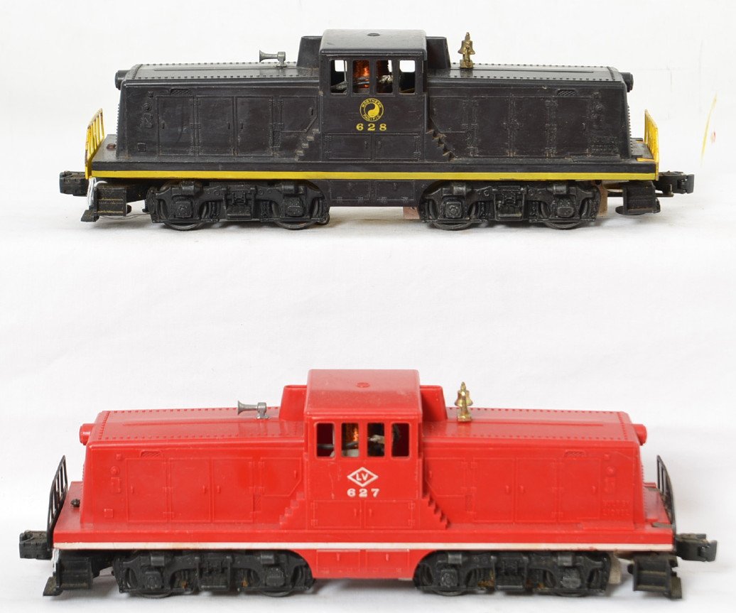 Lionel 627 LV and 628 NP GE 44T center cab switchers: Postwar Lionel O gauge 627 LV and 628 NP GE 44T center cab diesel switchers, C6.