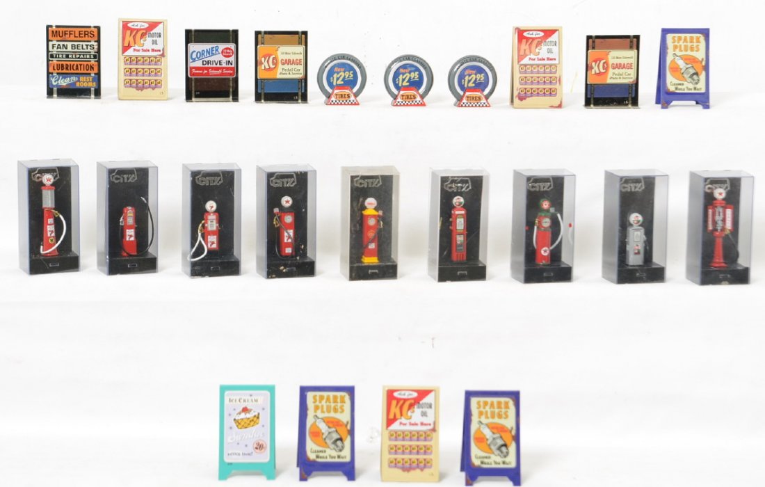 Modern gas station/garage type diecast car items for: Nice large grouping of modern diecast and tinplate garage/service station type items for a layout/diorama with diecast toy cars. Group looks C7 to C9-10. Sold as it is shown in our photos with NO retu