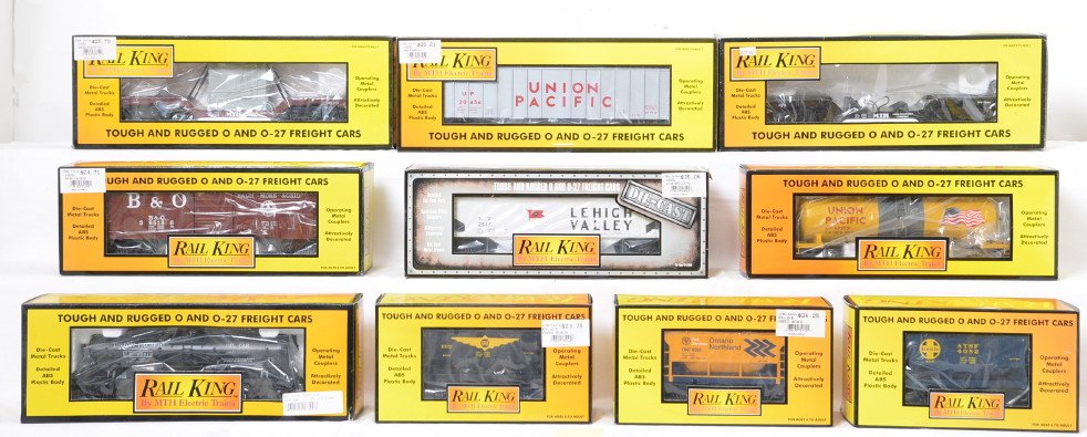 10 Railking freight cars 73331, 75266, 7612, etc: MTH Railking modern O gauge freight cars in OB. Ten freight cars include 7532 Union Pacific hopper, 7309 Union Pacific tank car, 8002 Lehigh Valley hopper, 7331 Union Pacific tank car, 75266 Santa Fe 