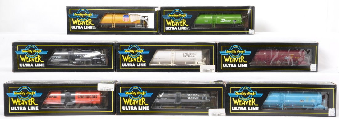 8 Weaver tank cars UP, CV, CGW, etc: Weaver modern O gauge tank cars in OBs. Eight cars include U1318 Burlington, U4514L and U4513L Chicago Great Western, U1332LD Canadian National, 0219 Union Pacific, U1328L New Haven, U1324LD Hooker, a