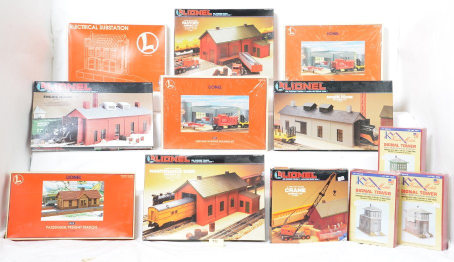 12 Lionel and Korber building kits: Lionel and Korber modern O gauge building kits in OBs. Twelve kits include two 12951 hanger kits, 12897 engine house kit, 12710 engine house kit, 12931 electrical substation, 12905 factory kit, 12906