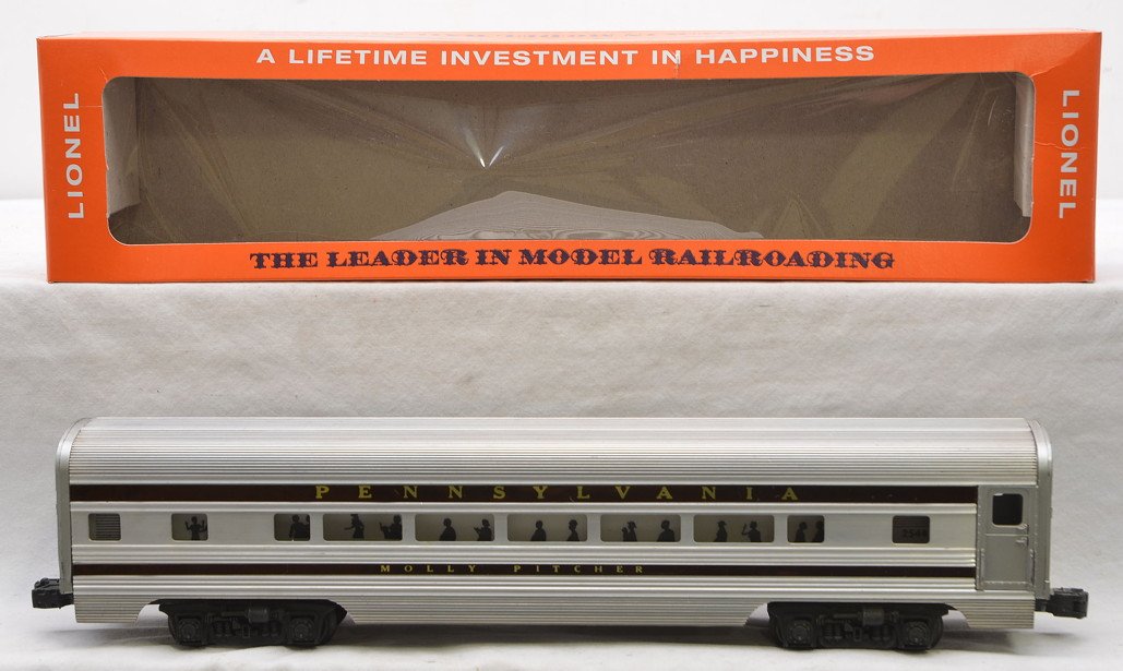 Lionel Aluminum 2544 PRR Molly Pitcher Pullman: Lionel postwar aluminum 2544 Pennsylvania Molly Pitcher Pullman in reproduction box, C7.
