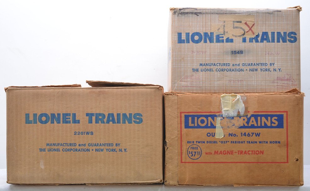 Lionel Original Set Boxes ONLY 1467W 1549 2261WS: Lionel postwar original set boxes only for 1467W Erie diesel freight set, 1549 freight set and a 2261WS freight set. The set boxes are complete with all flaps and show some wear.