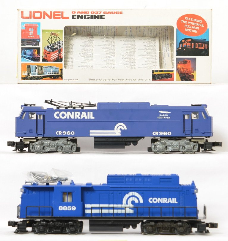 Lionel and Williams Conrail electric locomotives: Lionel and Williams modern O gauge Conrail electric locos in OBs. Includes 8859 rectifier in C9 condition and Williams 960 electric loco without box in C7-8 condition.