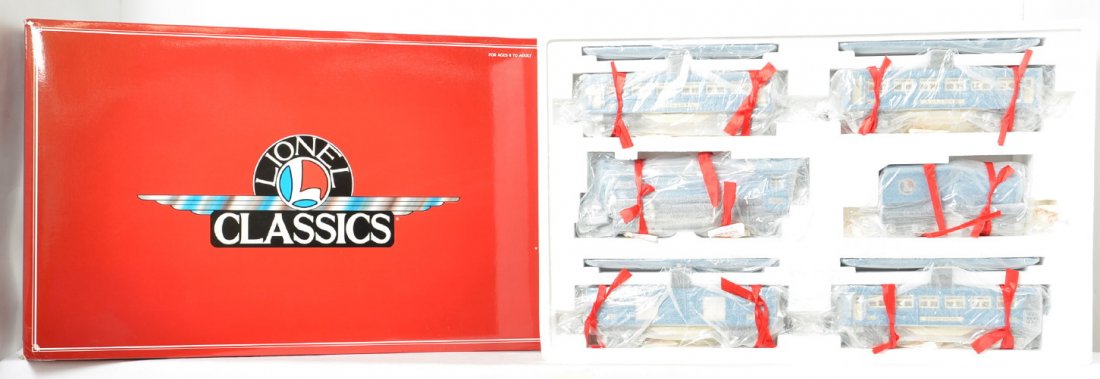 Lionel Classics 51004 Blue Comet Pass Set: Lionel Classics modern O gauge 51004 Blue Comet passenger train set in OB. Set is factory wrapped in the OB C9-10. OB has some light corner wear.