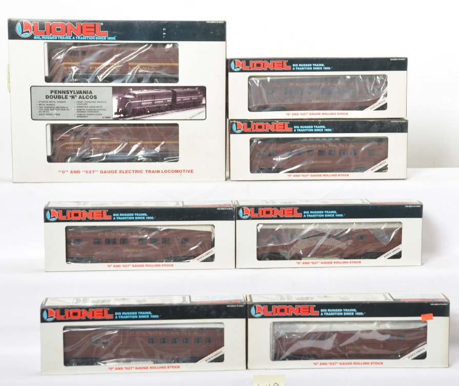 Lionel Pennsylvania passenger set 18901, 16000, 16001,: Lionel modern O gauge Pennsylvania passenger set. Includes 18901 Pennsylvania AA Alcos with Pennsylvania passenger cars; 16000 vista dome, 16001 passenger, 16002 passenger, 16003 observation and 16009