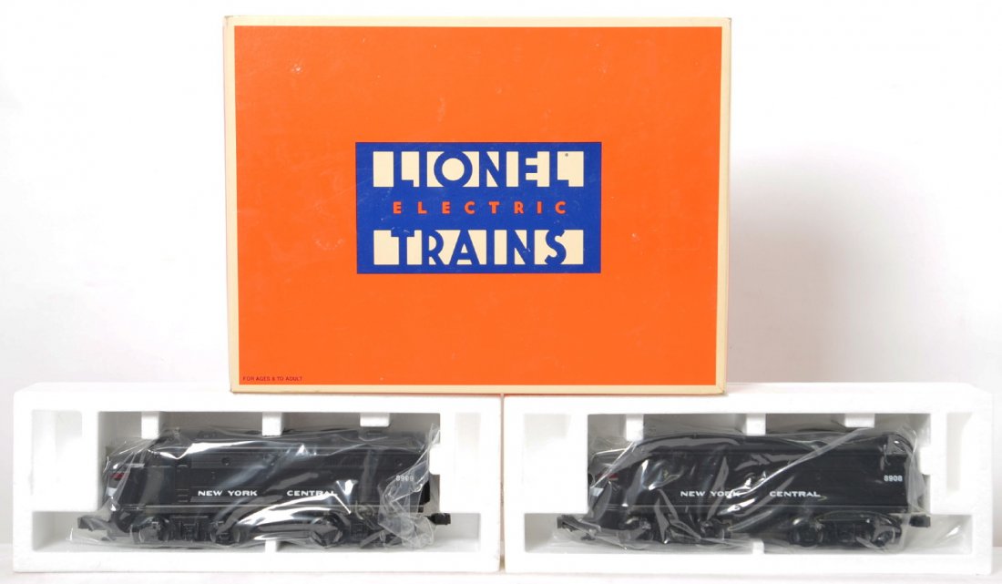 Lionel New York Central Alco A-A 18908: Lionel modern O gauge 18908 New York Central Alco A-A set in OB. Set is factory wrapped in the OB C10.