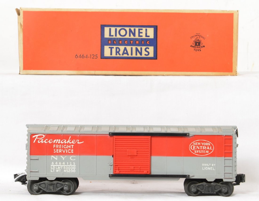 Lionel 6464-125 New York Central boxcar, in OB: Great looking boxcar, very low run time, few signs of handling, gorgeous lettering on both sides and very clean. The original box has a puncture on one side but is a brick otherwise with no missing fl
