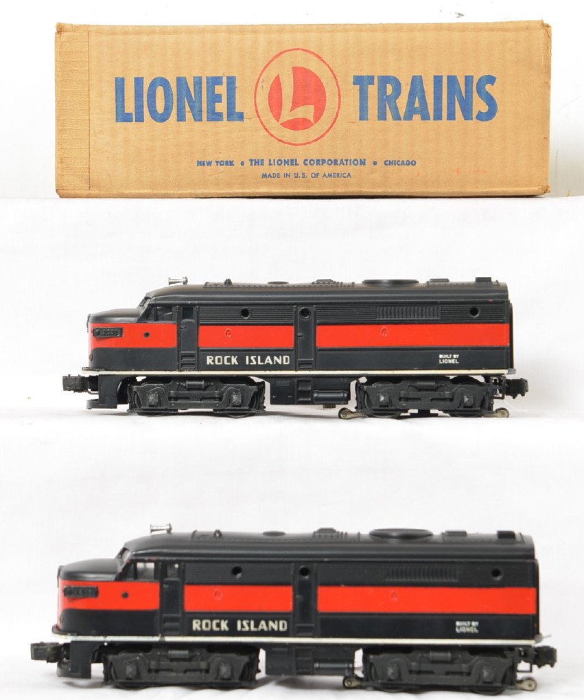 Lionel 2031 Rock Island AA Alcos in master carton: Great looking set with some paint rubs along the raised edges on the sides but the frames still look nice with most of the original white stripes and little wear otherwise. They were run but not too m