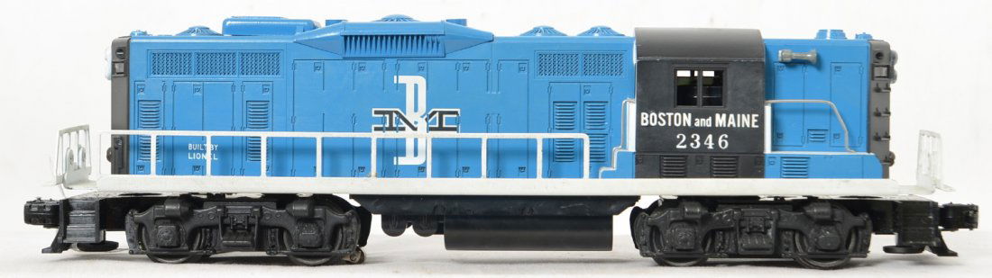 Lionel 2346 Boston and Maine GP-9: Super nice and clean locomotive with few signs of handling, low run time and only a few small paint rubs on the roof fan and rear vent. Perfect lettering on both sides, nice bright paint and no screw